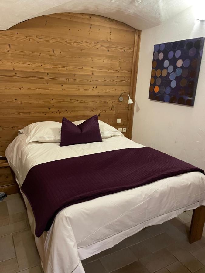 Two Bedroom Apartment La Voute, Chandon Near Meribel - Sleeps 4 Adults Or 2 Adults And 3 Children Les Allues Exterior foto